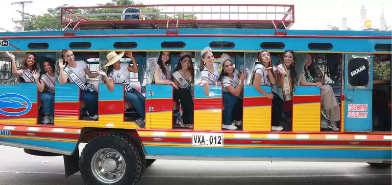 Candidatas al Reinado Nacional del Bambuco impulsan turismo en ruta por el Huila