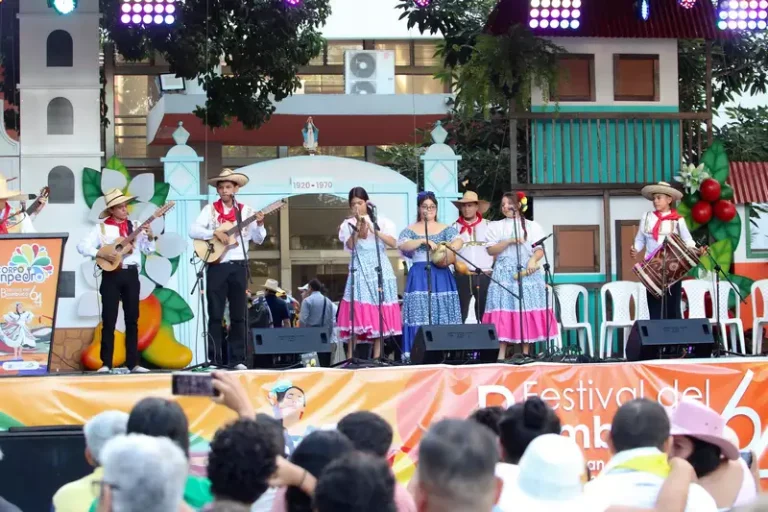 Encuentro Dptal de Rajaleña y Bambuco Infantil (7)